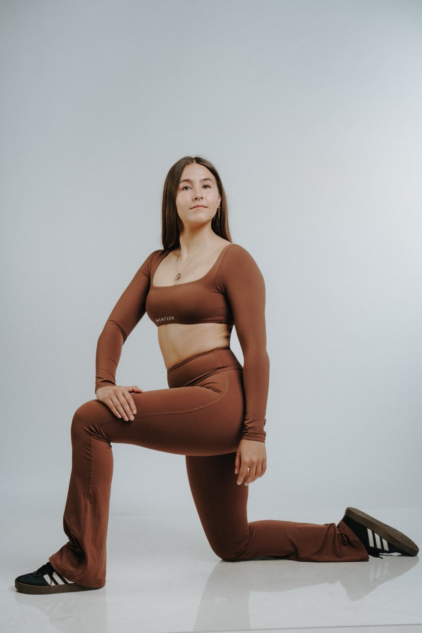 ALORA    Flare Legging Brown