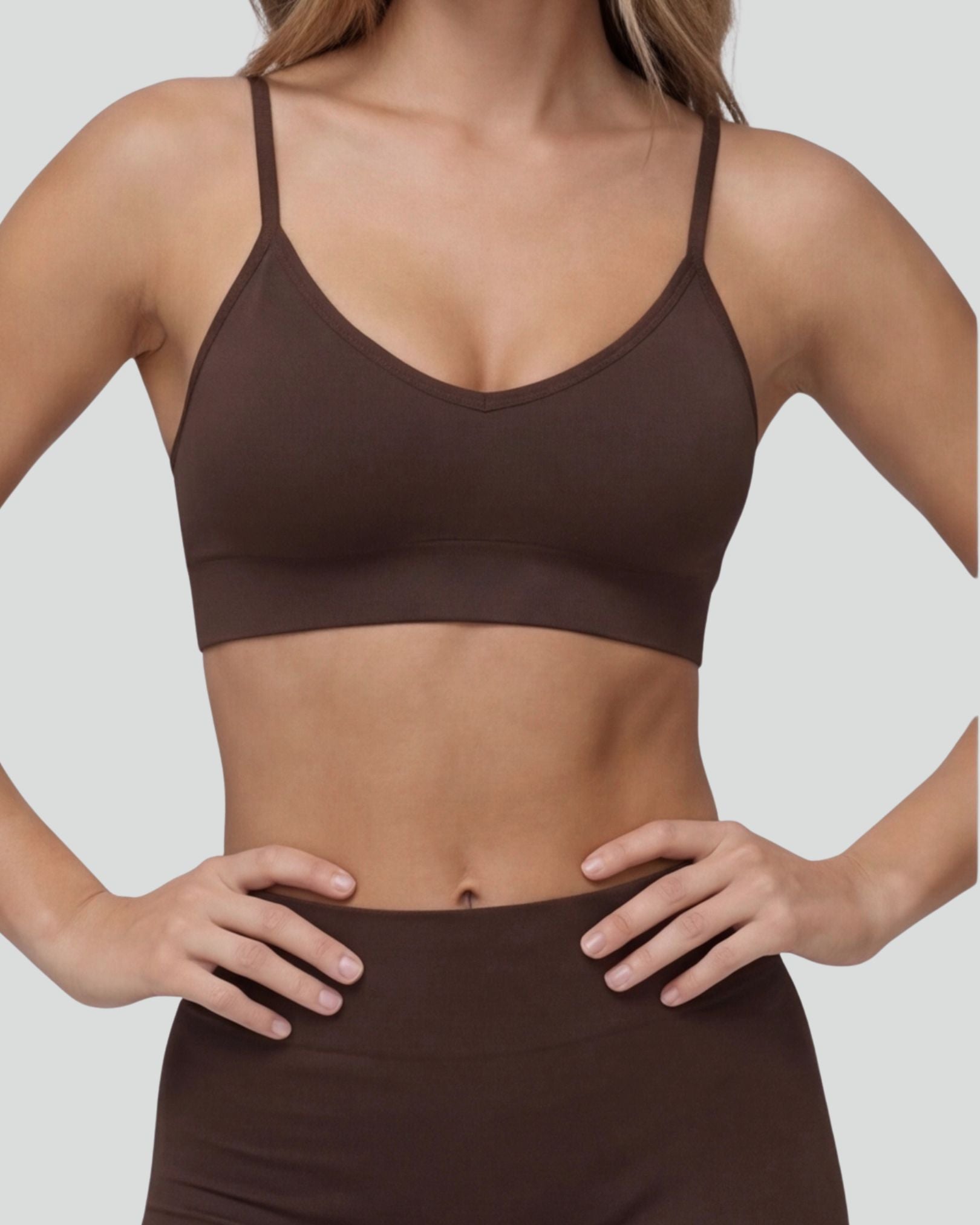 Top   Soporte Medio Café Moro