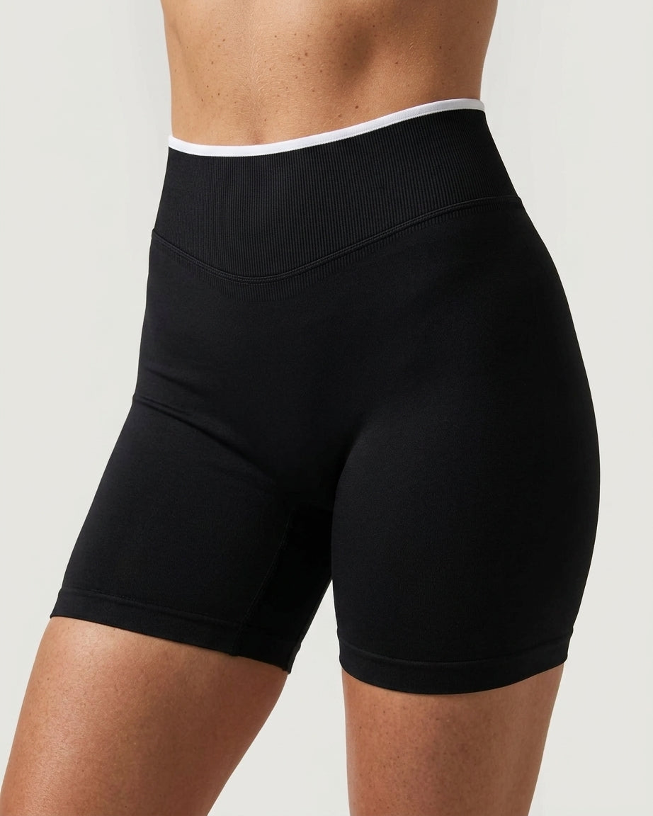 Short Sculpt Scrunch Line Black