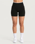 Short Sculpt Scrunch Line Black